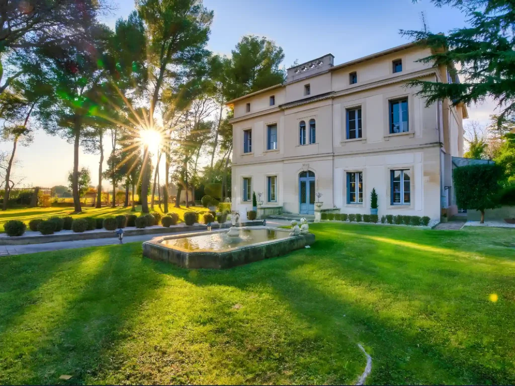 Locations de vacances haut de gamme | Saint-Geniès-des-Mourgues